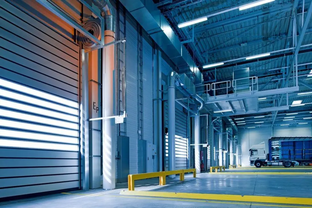Who Is Liable in a Trucking Accident, the Trucker or the Company?