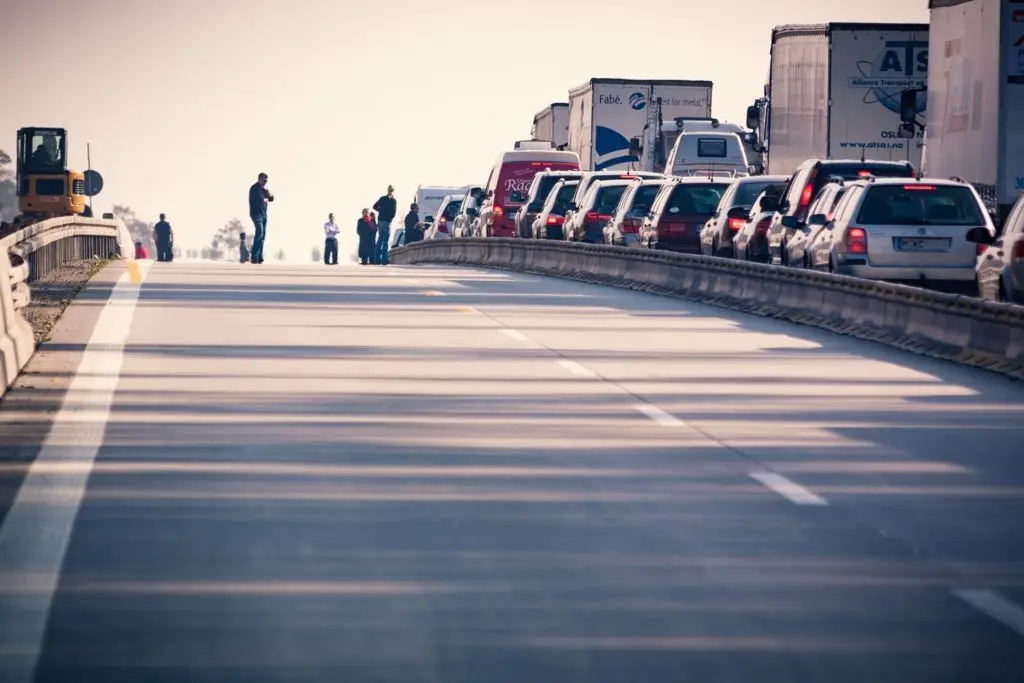 Why Do Trucks Jackknife? And What Should Victims Do?